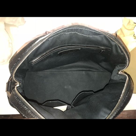 Authentic YSL/ Saint Laurent handbag. - Picture 5 of 5